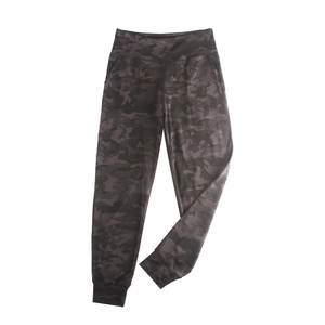  Pantalon de yoga imprimé camouflage pour femme sur la gauche Pantalon de sport pour femme 