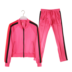 Ensembles de sport 2 pièces pour dames en stock 